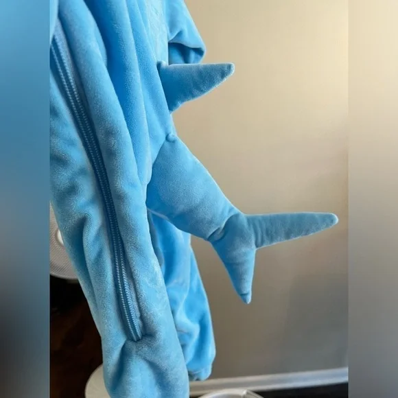 Baby Shark Halloween Costume 6-12 month so cute great condition blue white‎ - Picture 5 of 5